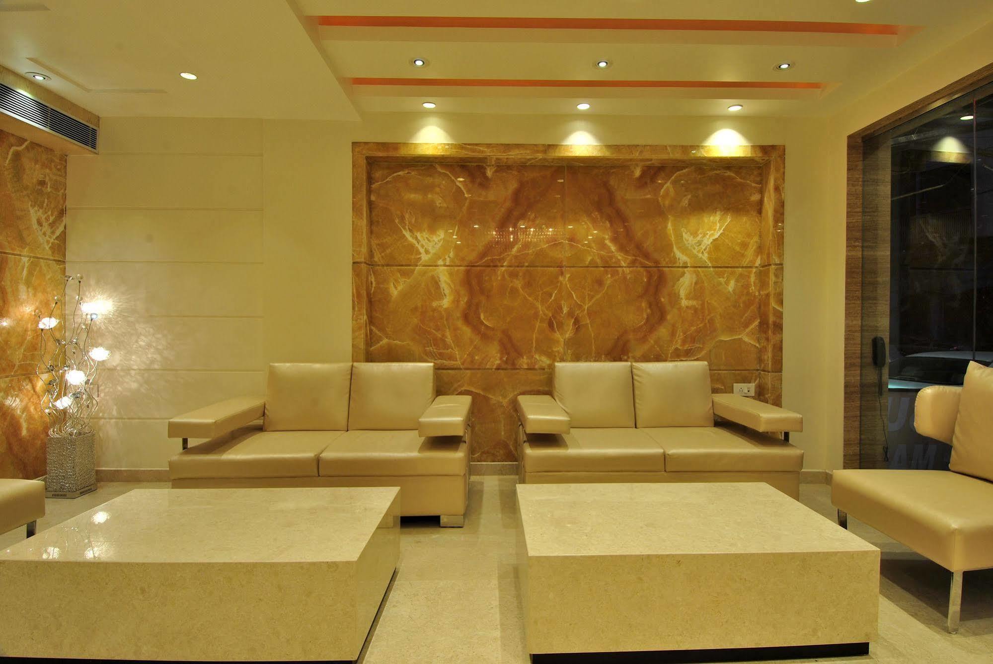 Готель Sai Miracle - Luxury Living Нью-Делі Екстер'єр фото