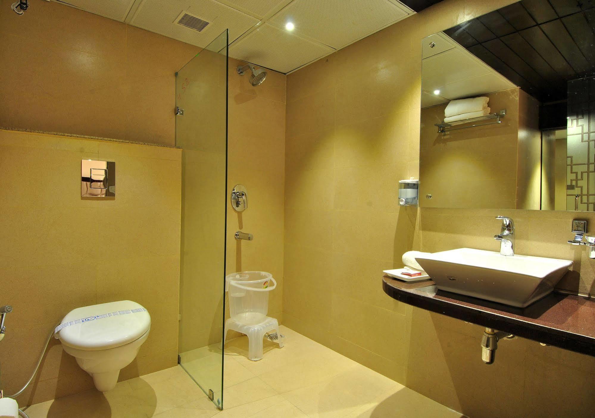 Готель Sai Miracle - Luxury Living Нью-Делі Екстер'єр фото